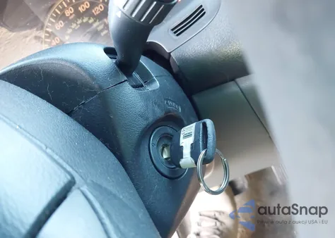 2004 Honda Accord 2.4 Lx z USA, uszkodzony, nr VIN 3HGCM56384G704269